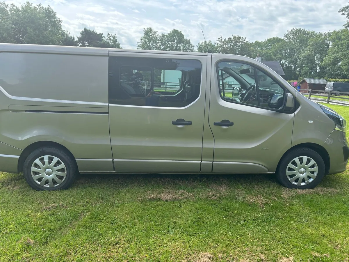Opel vivaro crew cab van - Image 4