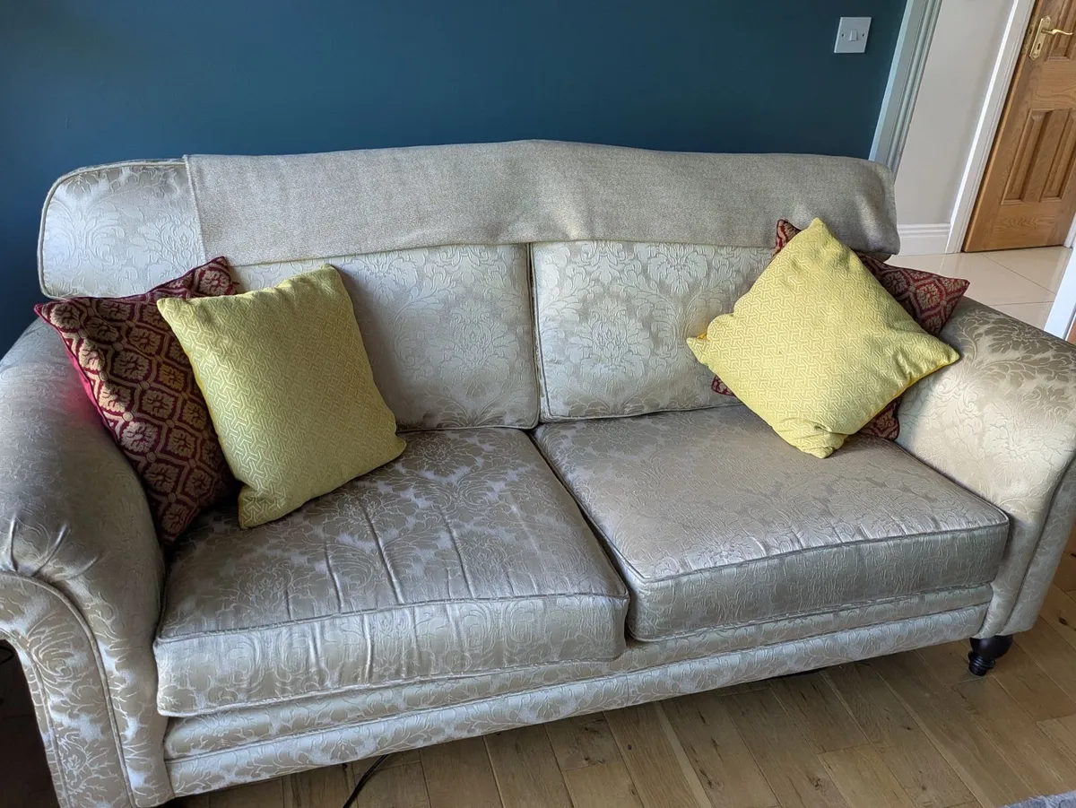 Couch - Image 1