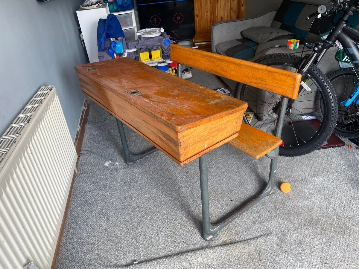 Desk - Image 2
