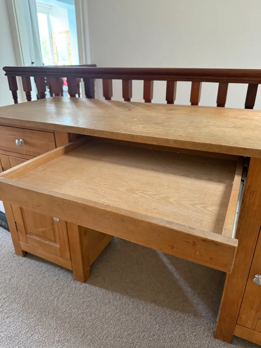 Solid oak computer desk - Image 3