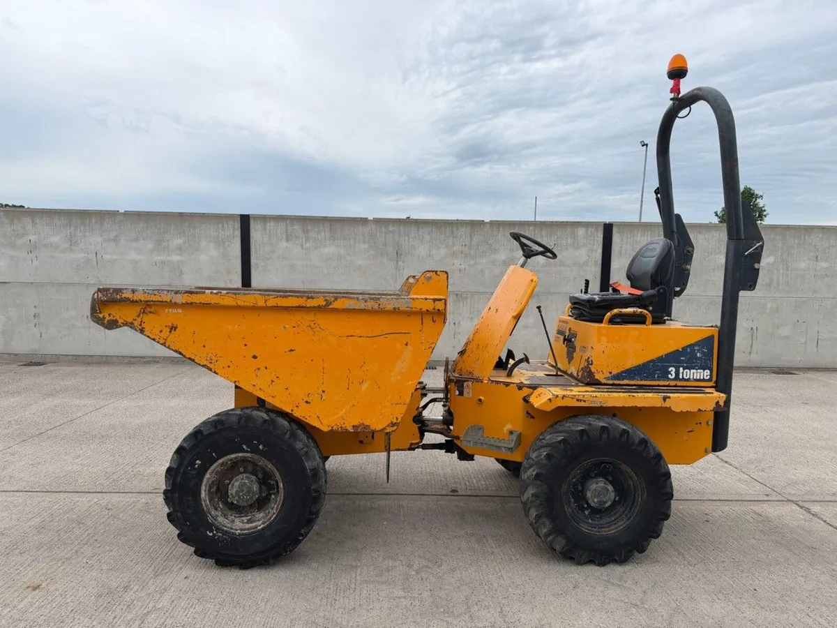 THWAITES 3 TON STRAIGHT SKIP DUMPER - Image 3