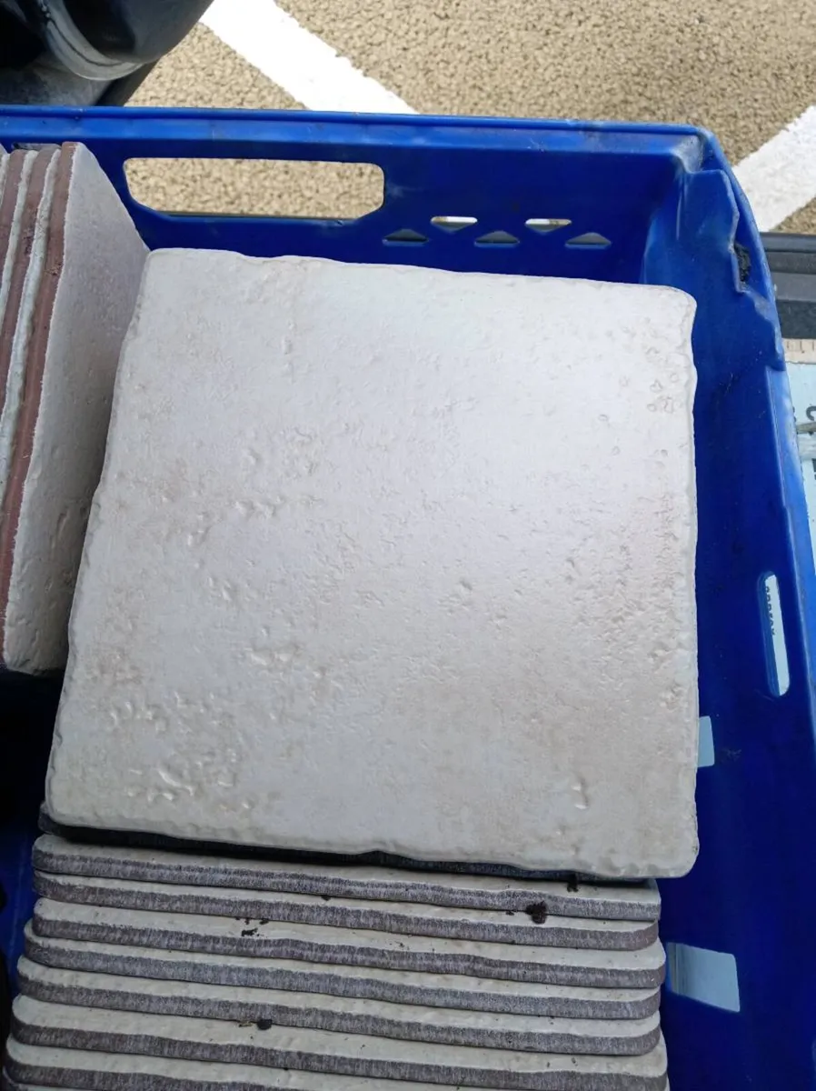 Seletion of tiles - Image 4