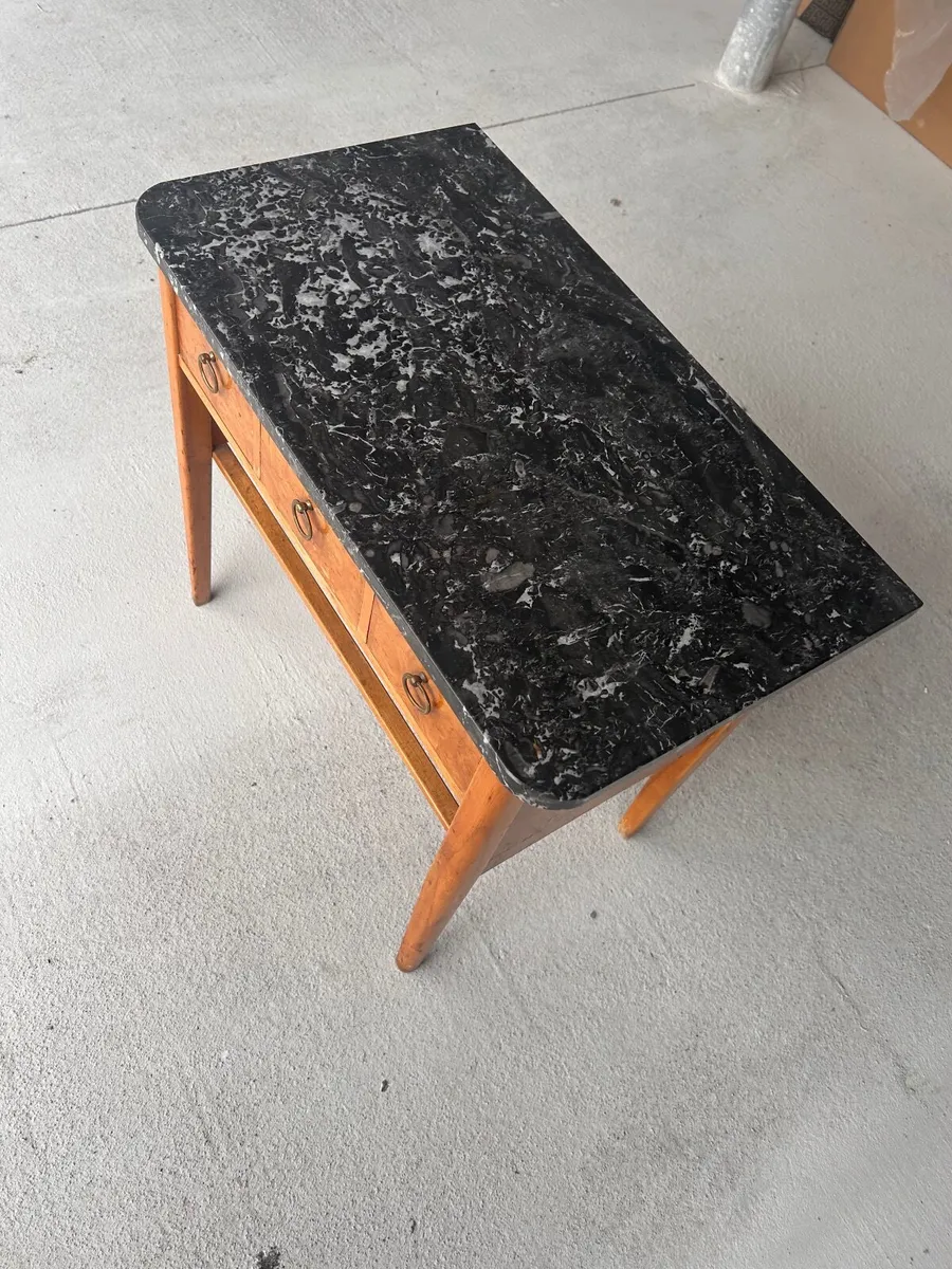 Small side table - Image 3