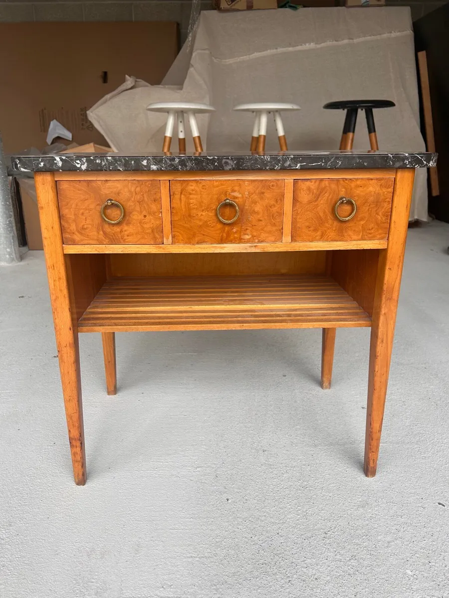 Small side table - Image 1