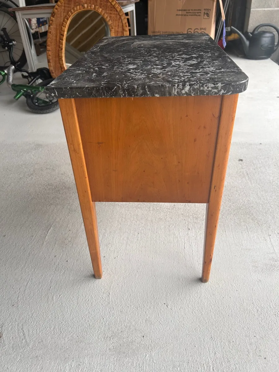 Small side table - Image 2