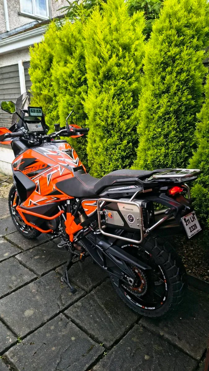 KTM 1290 SUPER ADVENTURE S - Image 2