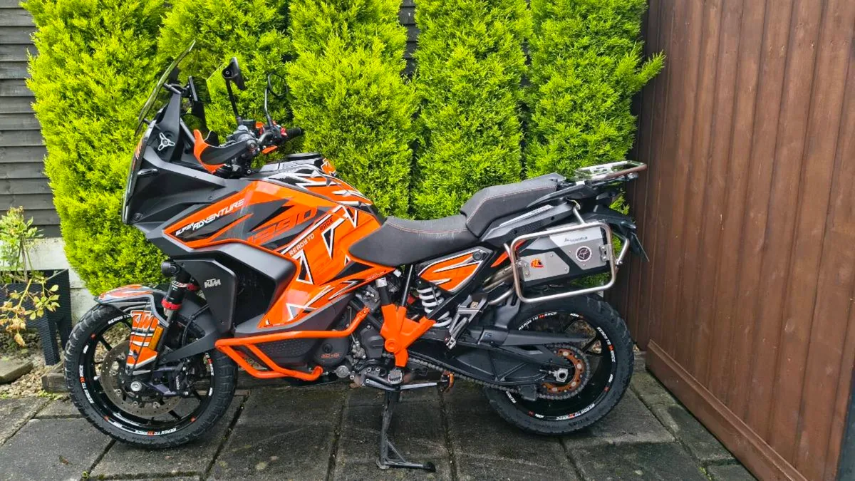 KTM 1290 SUPER ADVENTURE S - Image 4