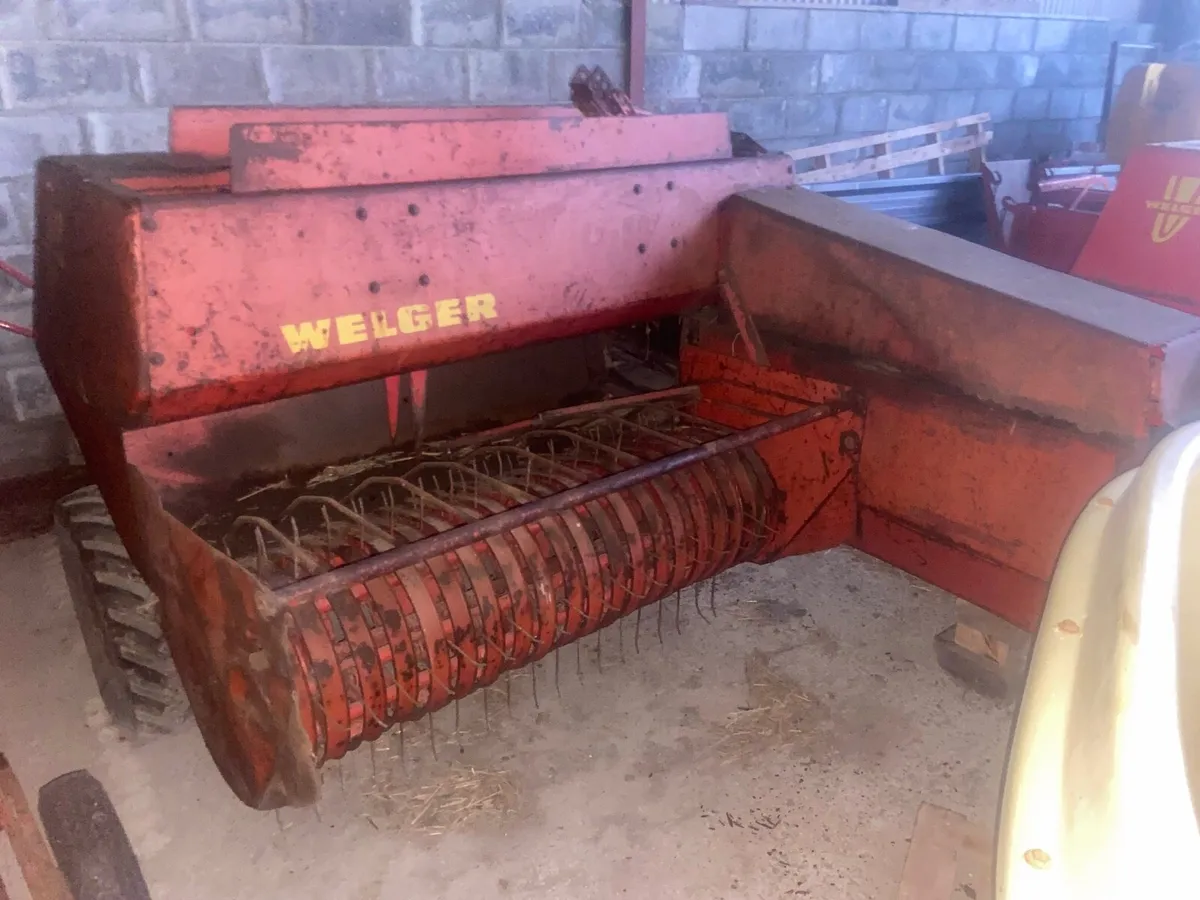 Welger AP52 square bailers - Image 2