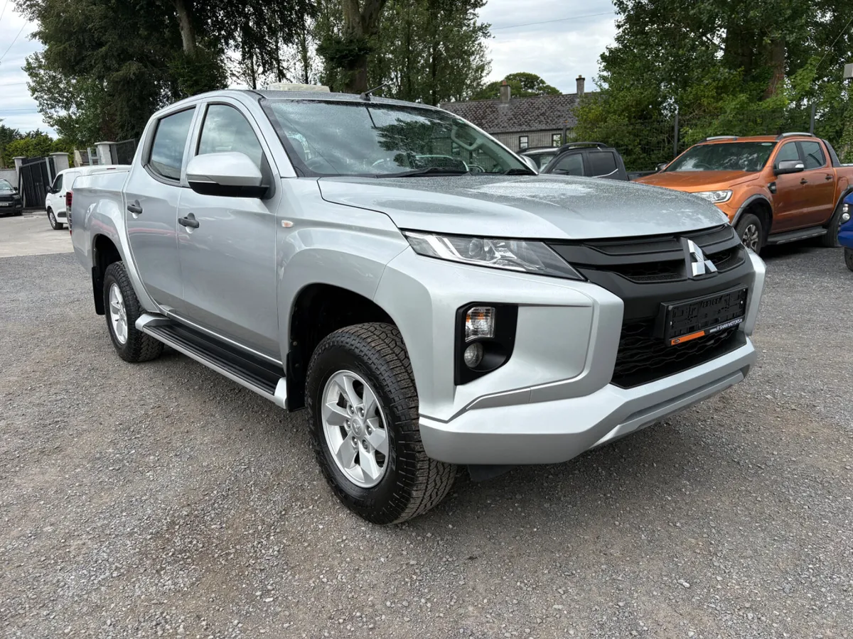 Mitsubishi L200 - Image 2