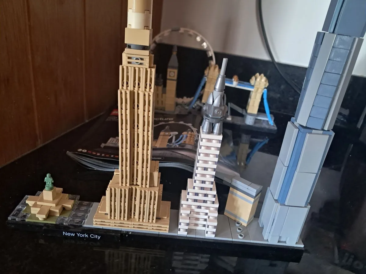 LEGO - Image 3