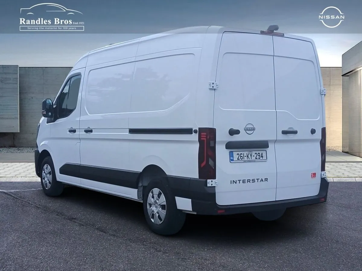 Nissan Interstar INTERSTAR L2H2 130 SV PREMIUM - Image 4