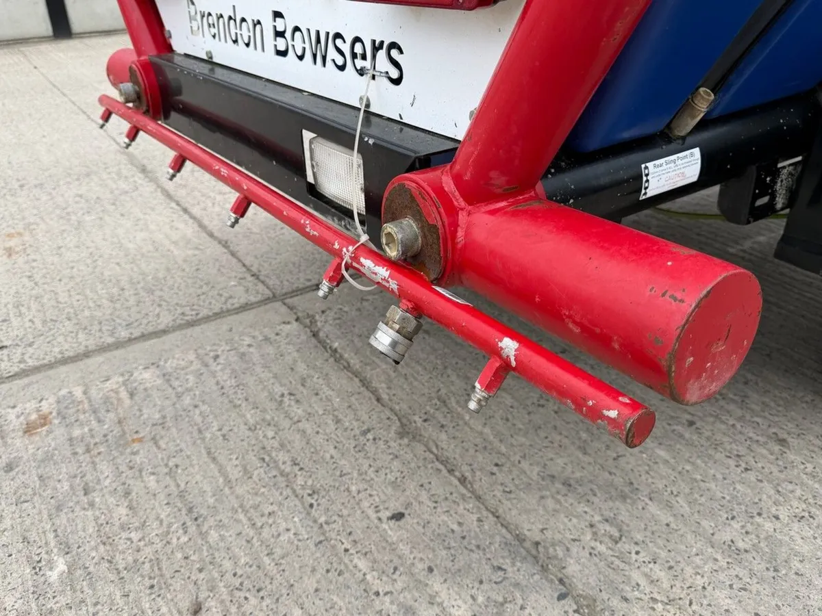 BRENDON SINGLE AXLE FAST TOW POWER WASHER - Image 3