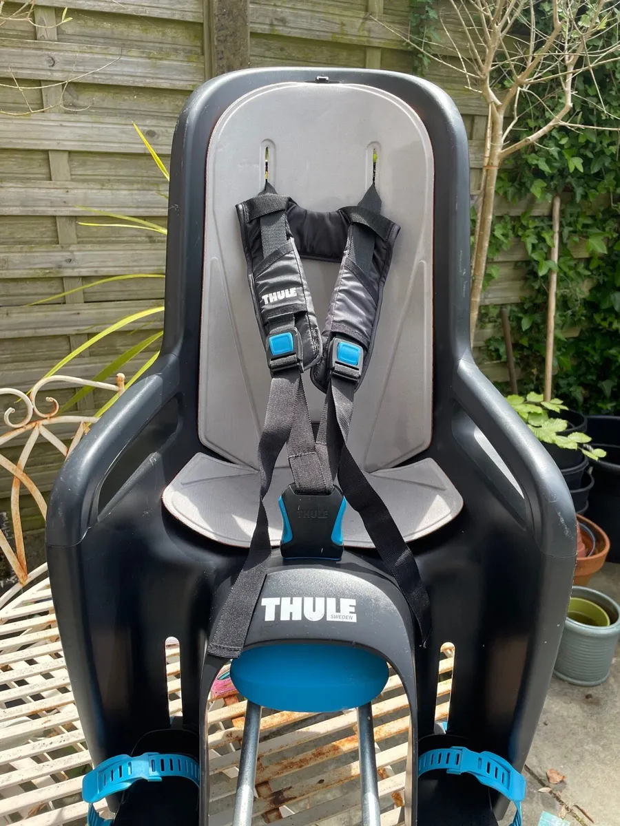 Thule child bike seat - Image 2