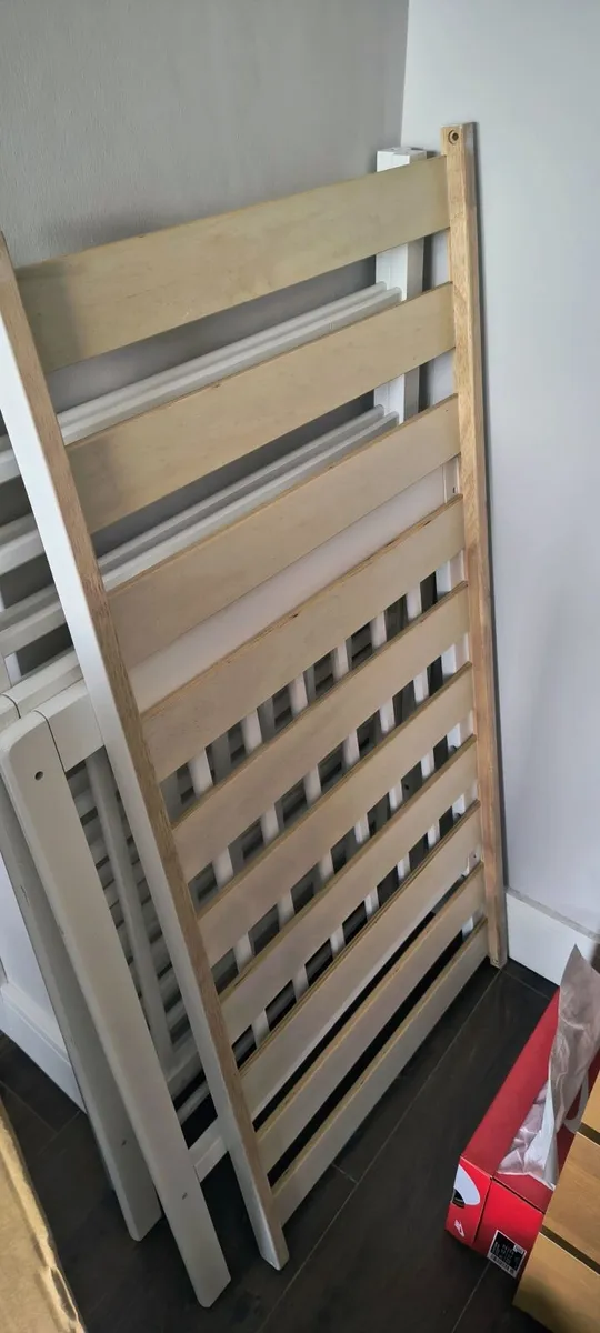 Baby Cot (Nested brand) like new - Image 3