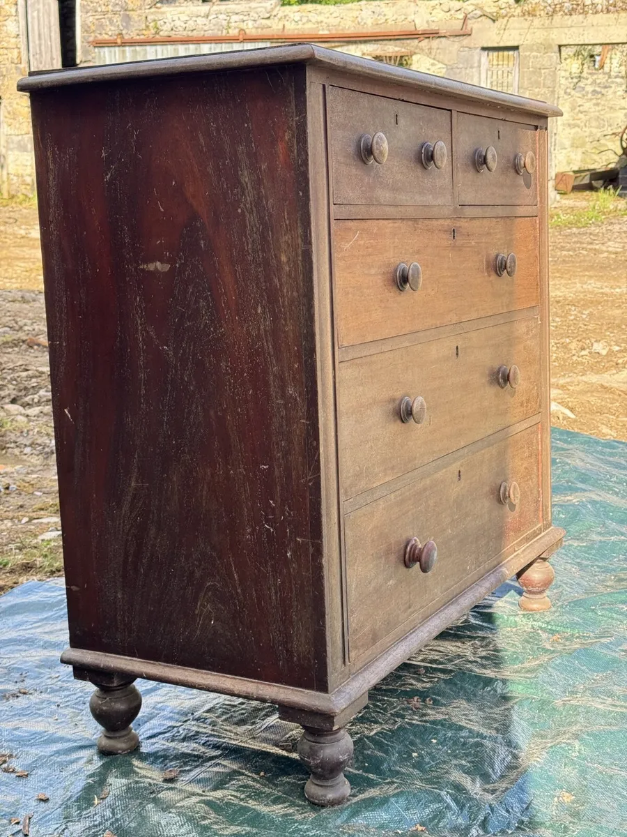 Mahogany Chest of Drawers - Image 1