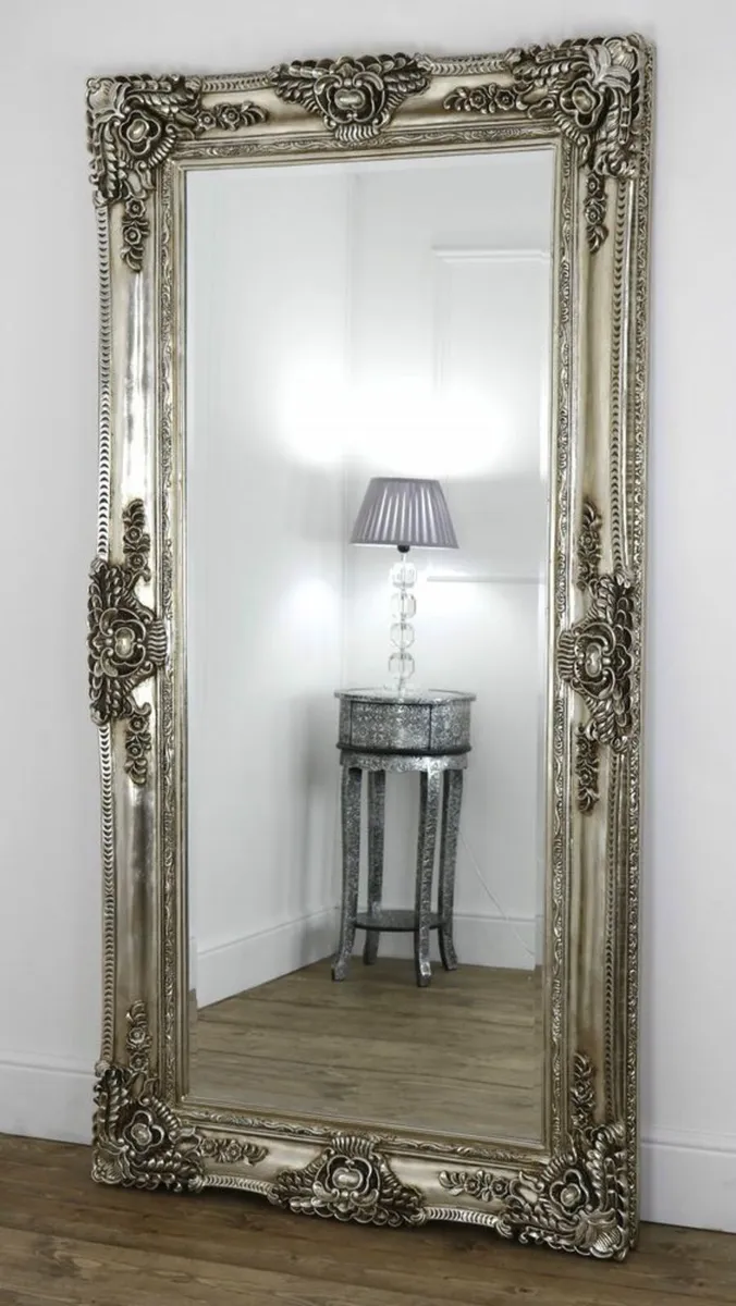 Large Mirror Ornate Regal Decorative - Image 2