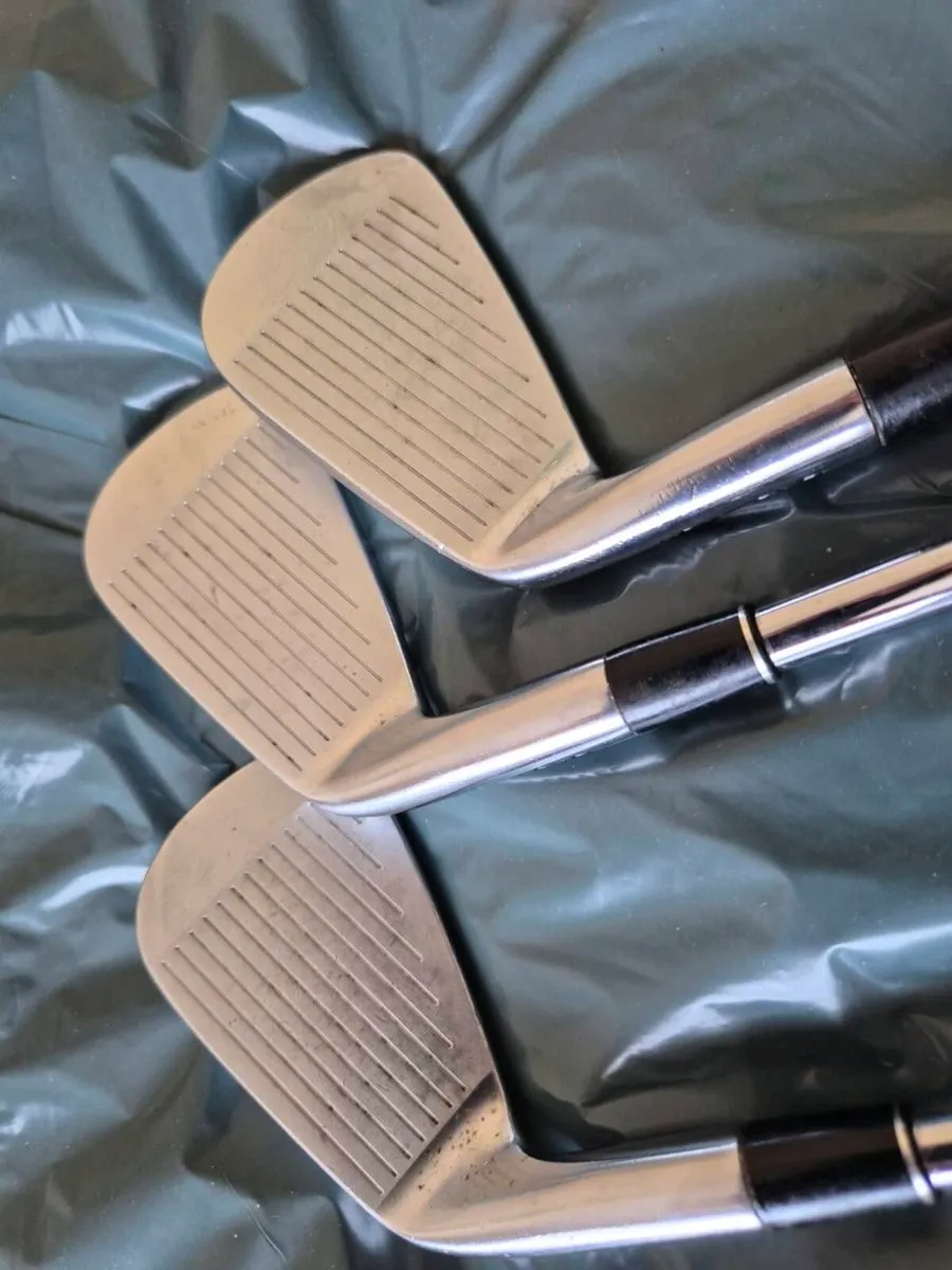 For sale Golf Irons - Image 4