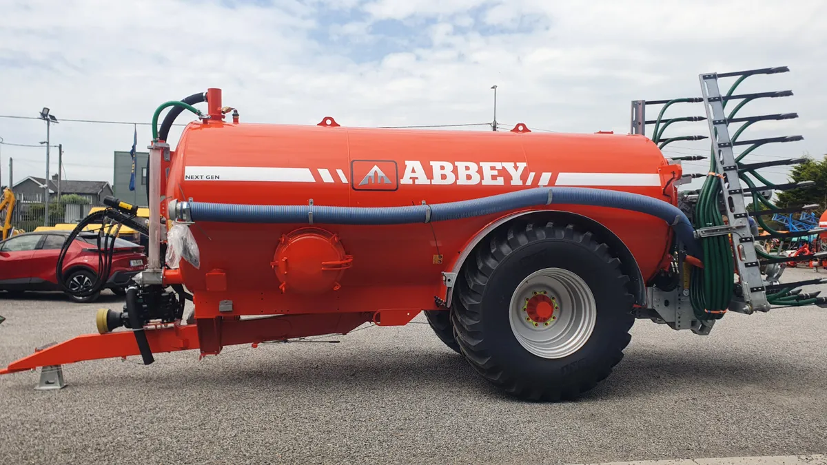 In Stock Ready to GO  Abbey 2750 G Tank & Shoe - Image 2