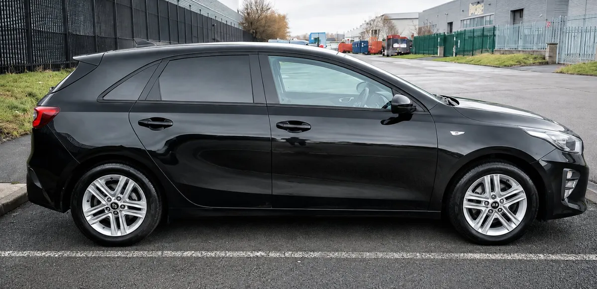 2020 Kia Ceed Commercial - Image 3