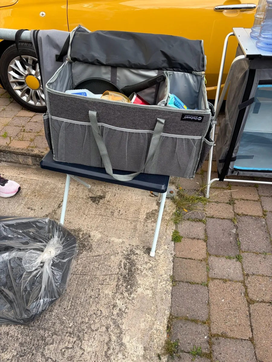 Camping equipment - Image 2