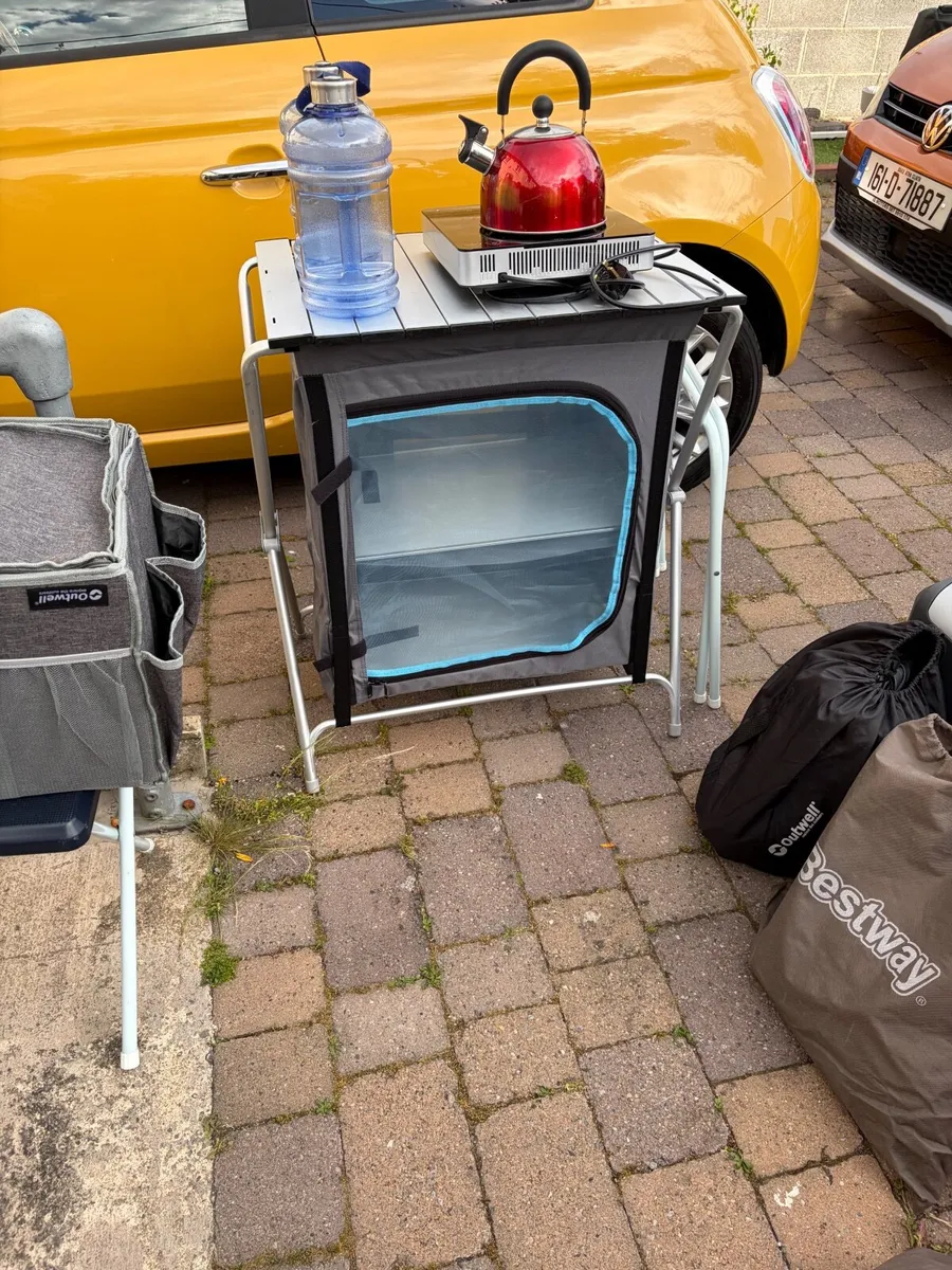 Camping equipment - Image 3