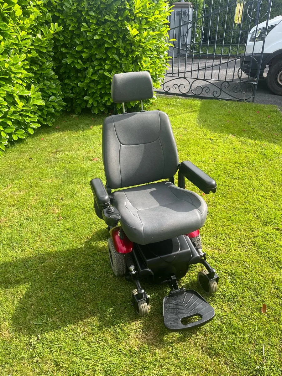 Power chair - Image 2