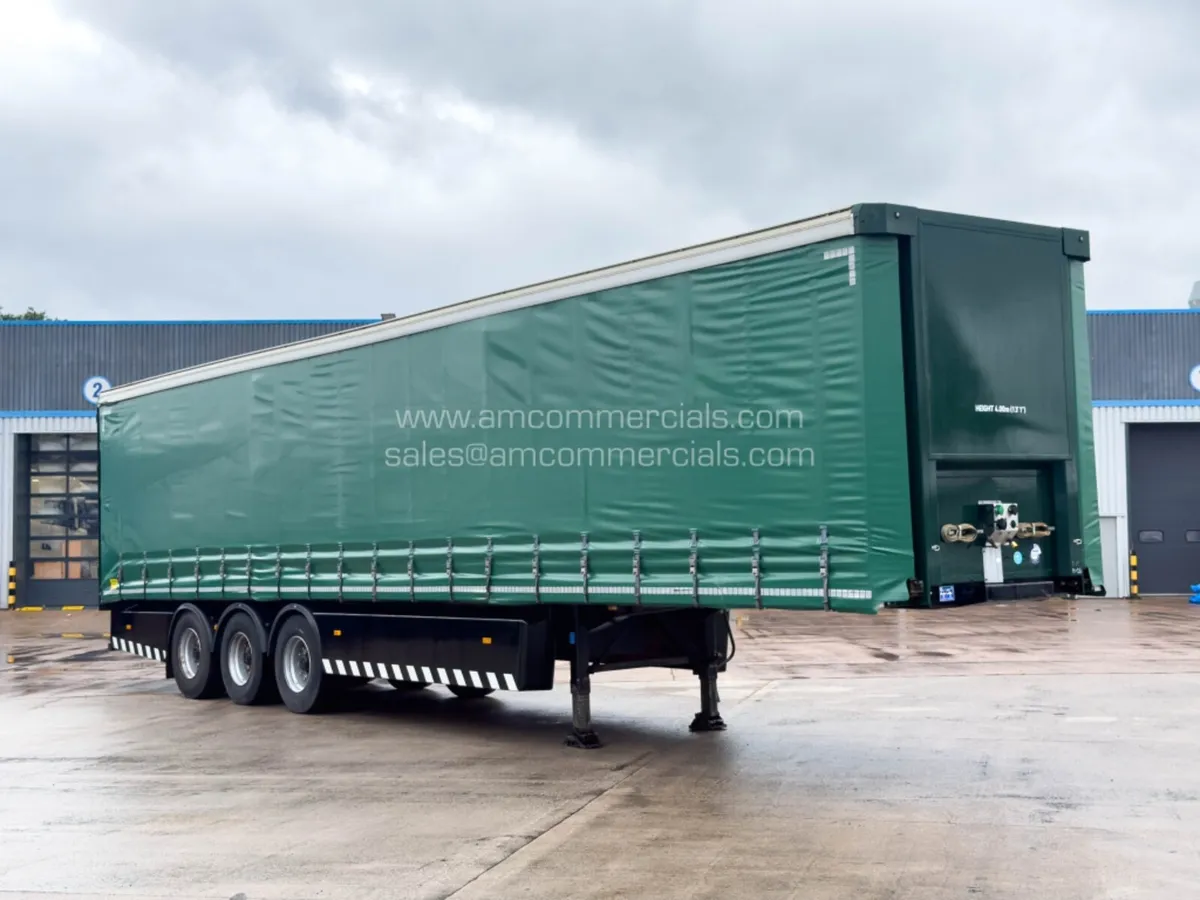 2015 SDC CURTAINSIDE TRAILER - Image 1
