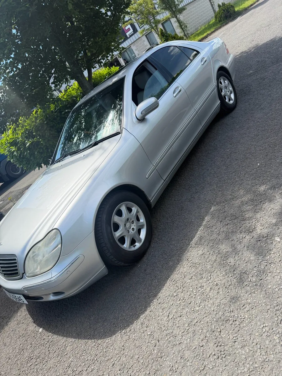 Mercedes S-320 W220 LONG - Image 1
