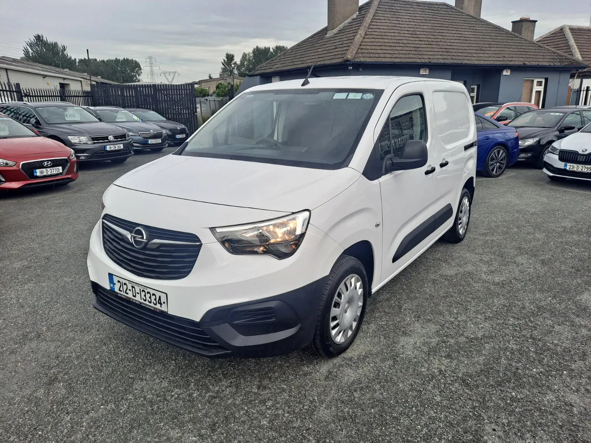 Opel Combo 2021 VAT INVOICE FRESH DOE 07/27 - Image 4