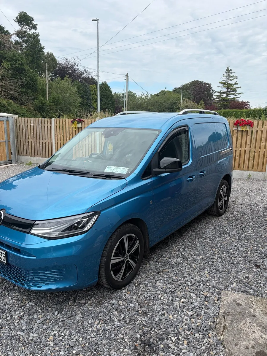 Caddy van - Image 4