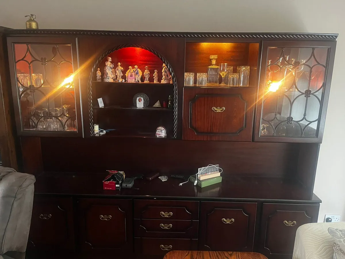 Vintage Mahogany Living Room Display Unit - Image 2