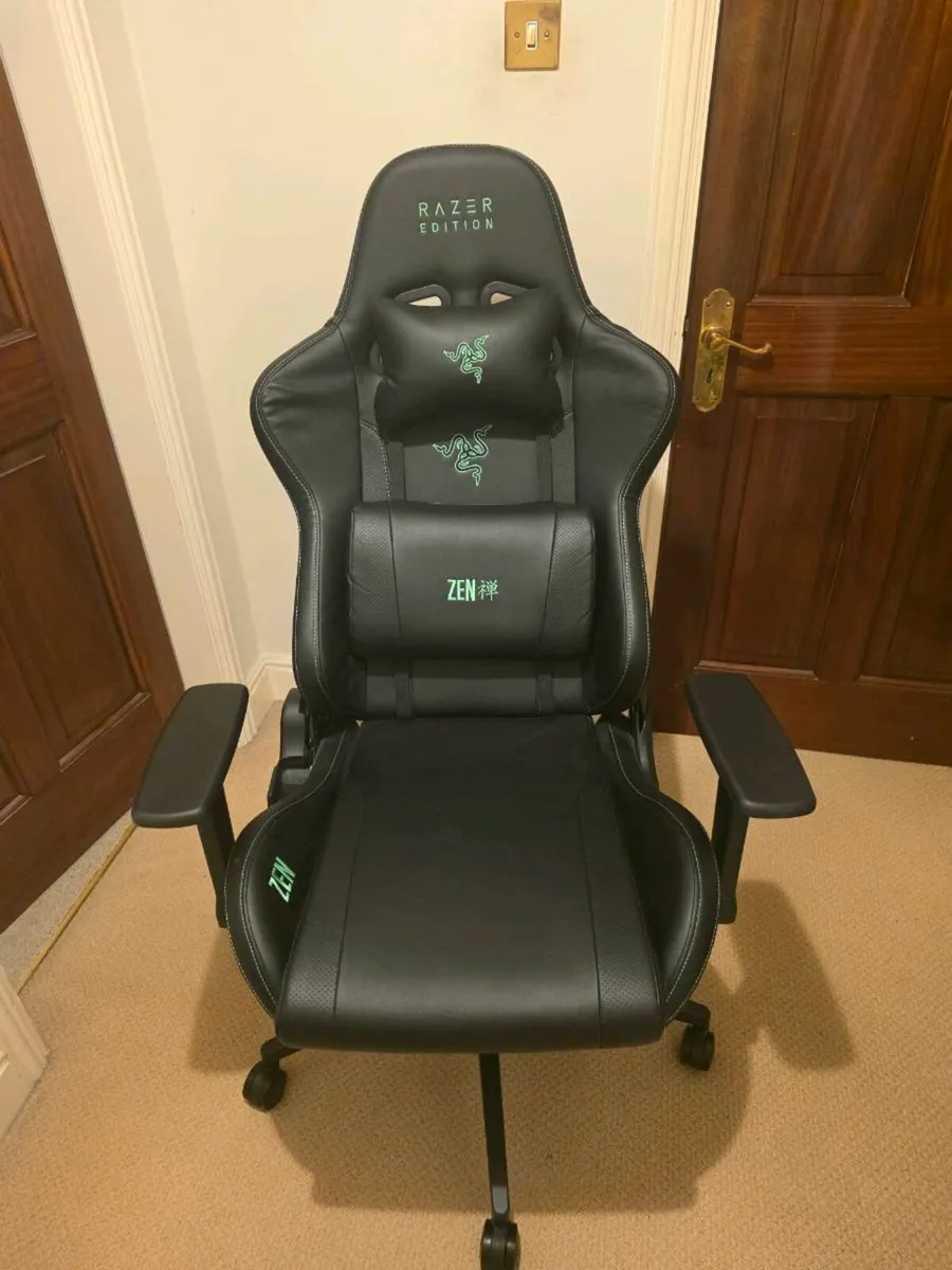 Razer Gaming chair - Image 4