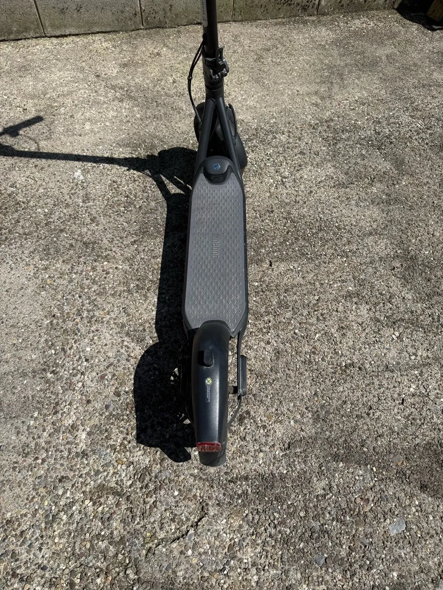 Electric scooter - Image 2