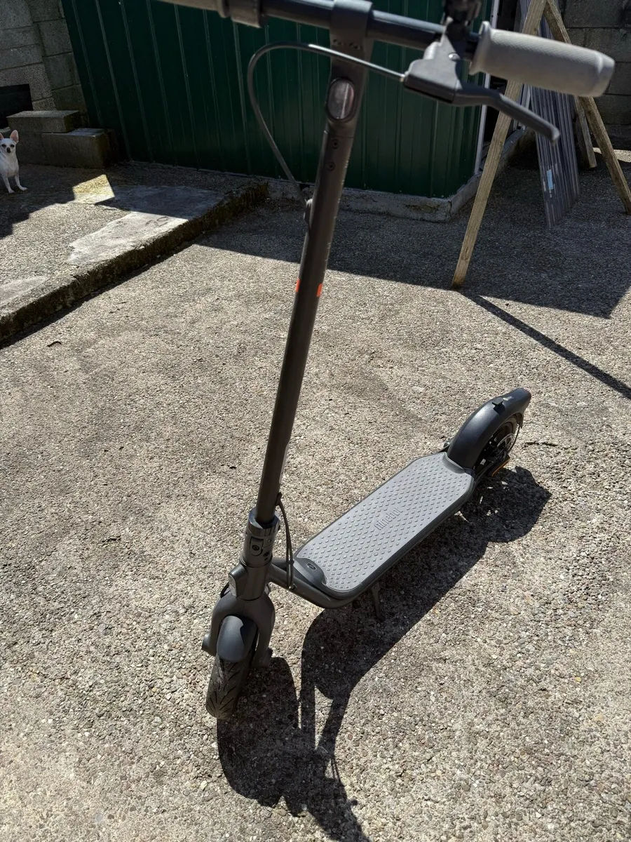 Electric scooter - Image 4