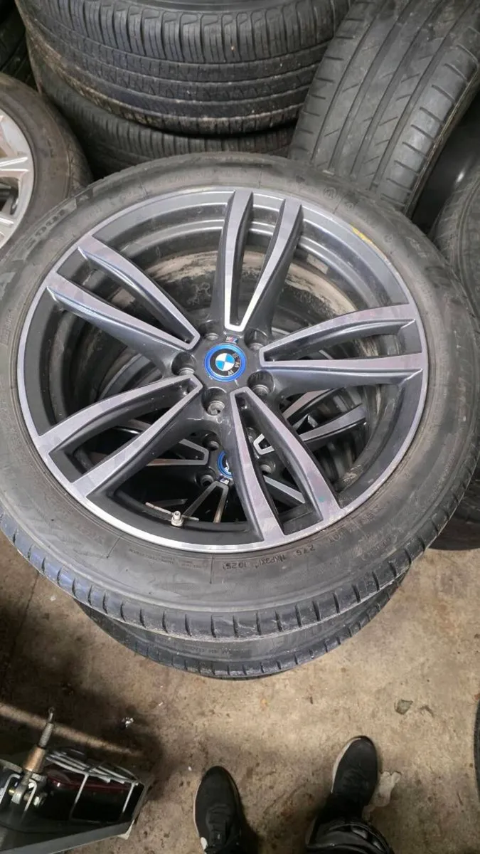 19" genuine bmw alloys - Image 1