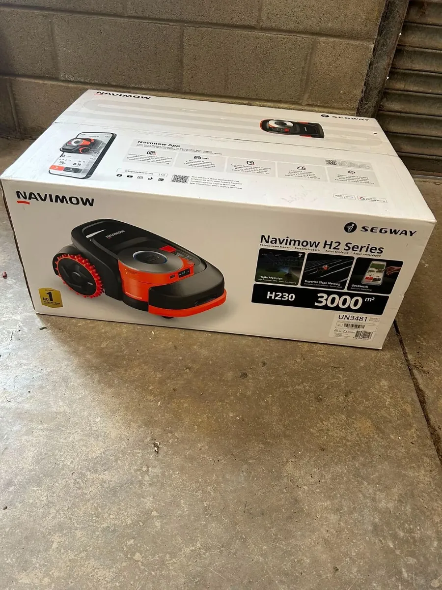 Segway Navimow H230 Robotic mower new in box - Image 1