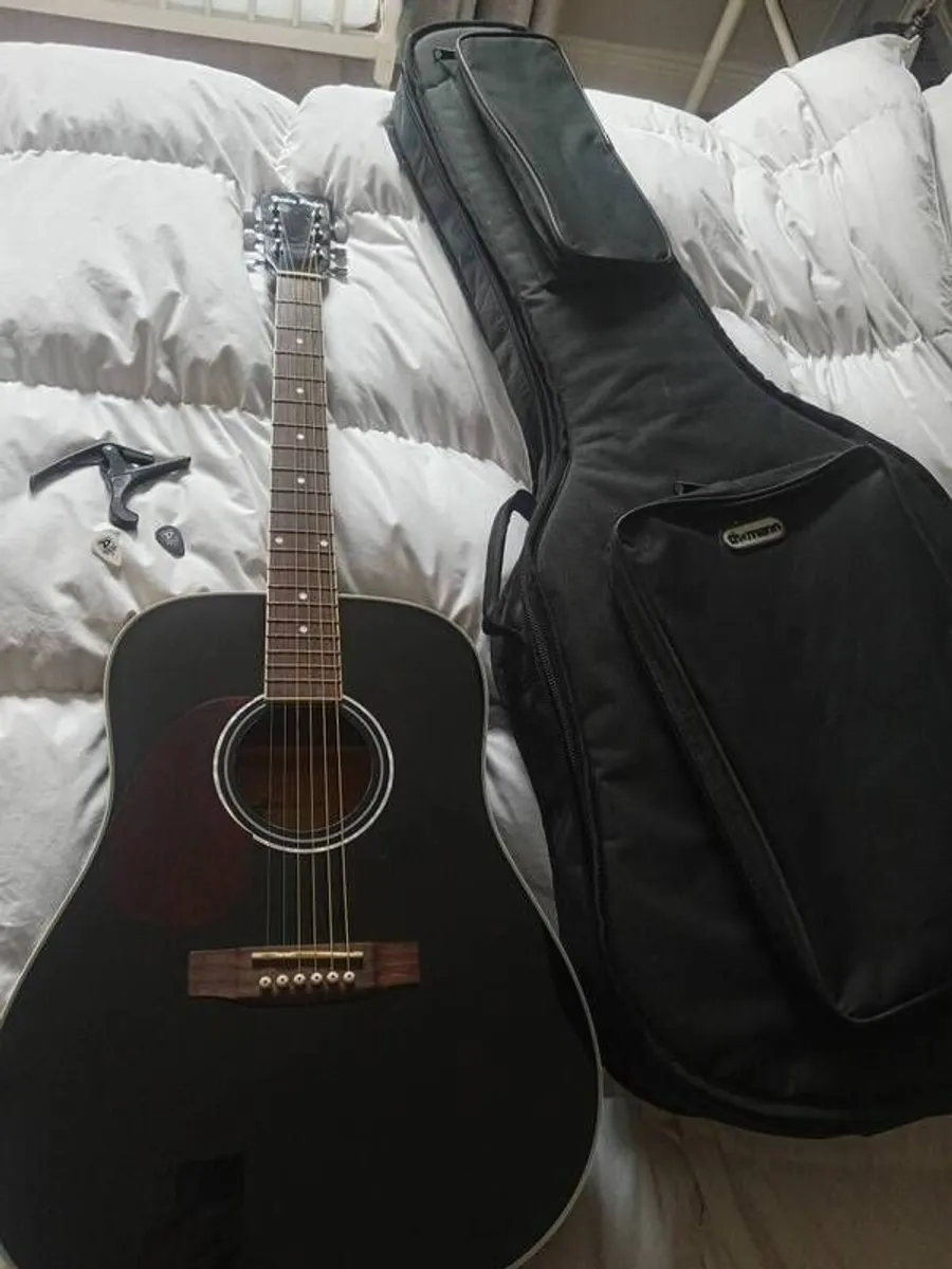 left hand harley benton black acoustic. Full size. Perfect for beginner or advanced - Image 2