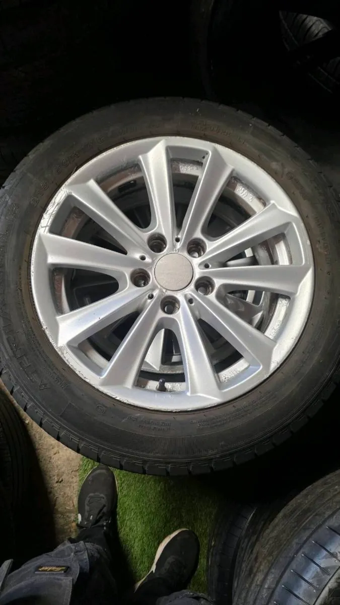 17" genuine bmw alloys - Image 2