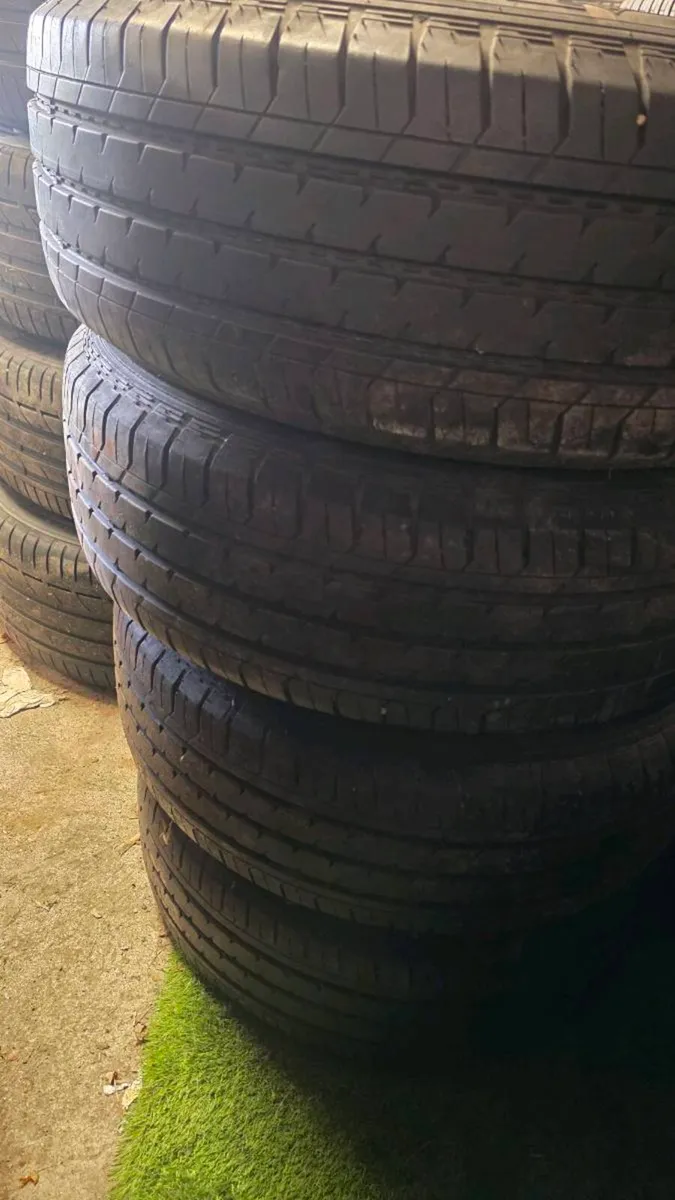 17" genuine bmw alloys - Image 4