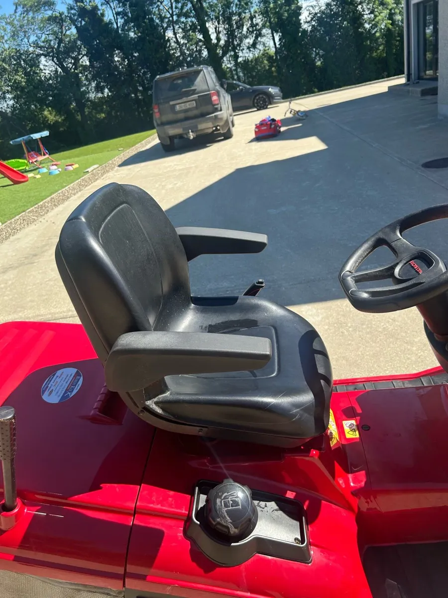 2020 Honda 2417 ride on mower 78.4hrs - Image 3