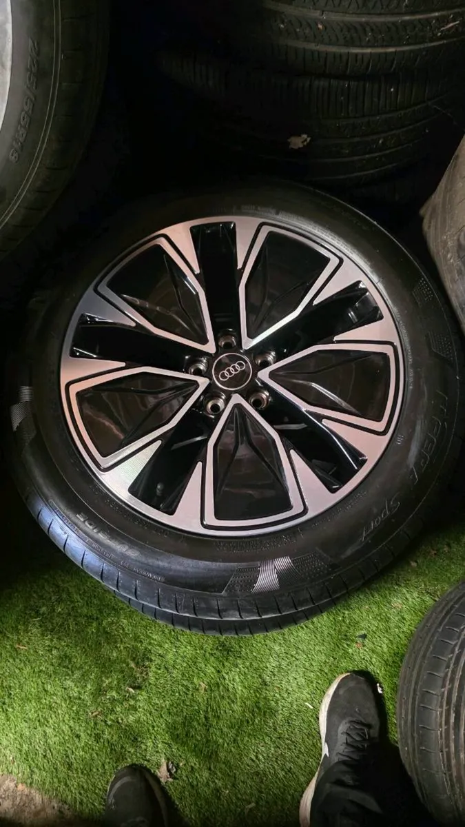 18" genuine audi alloys - Image 3