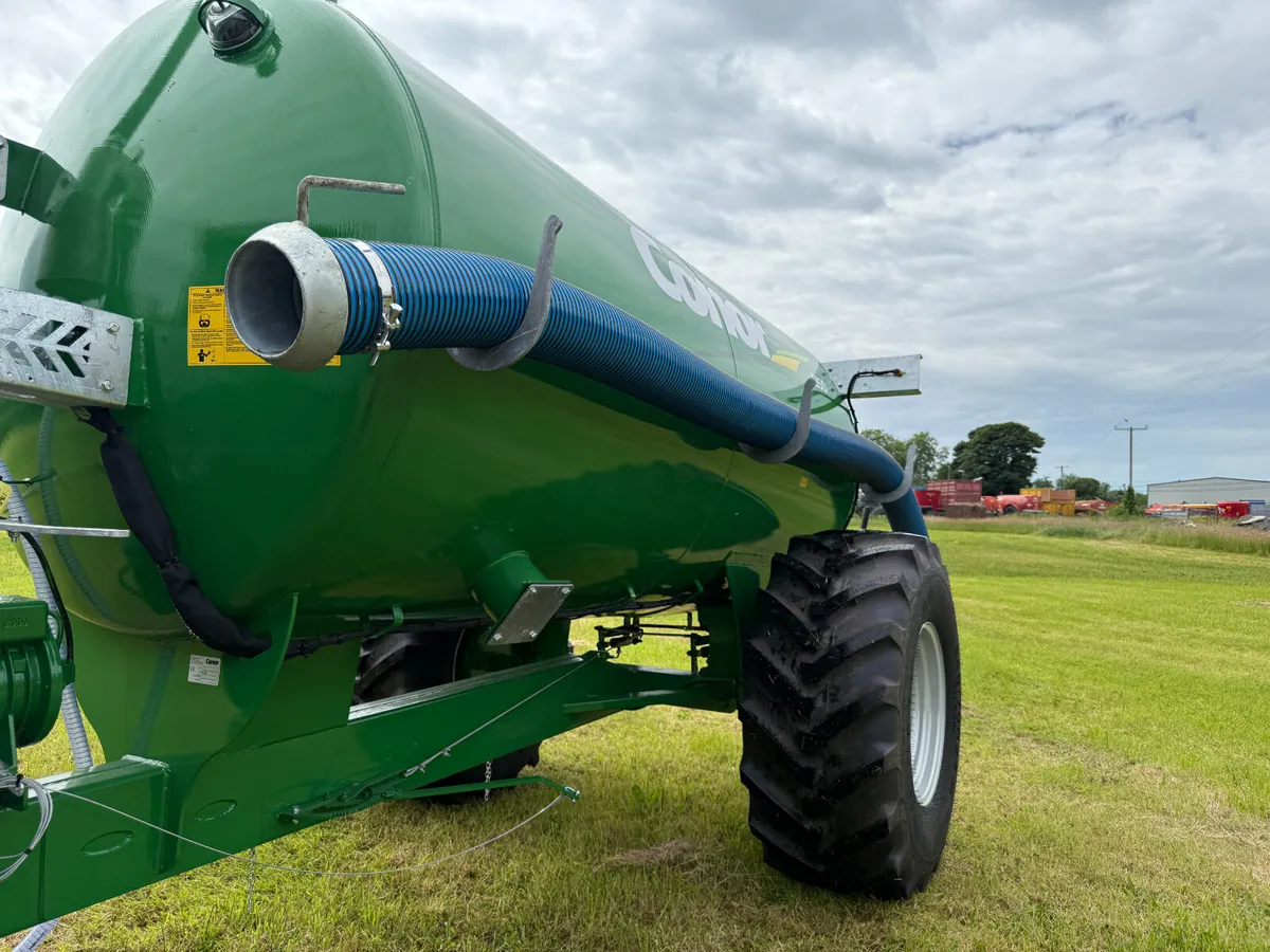 Conor 1350GL Tank - Image 3