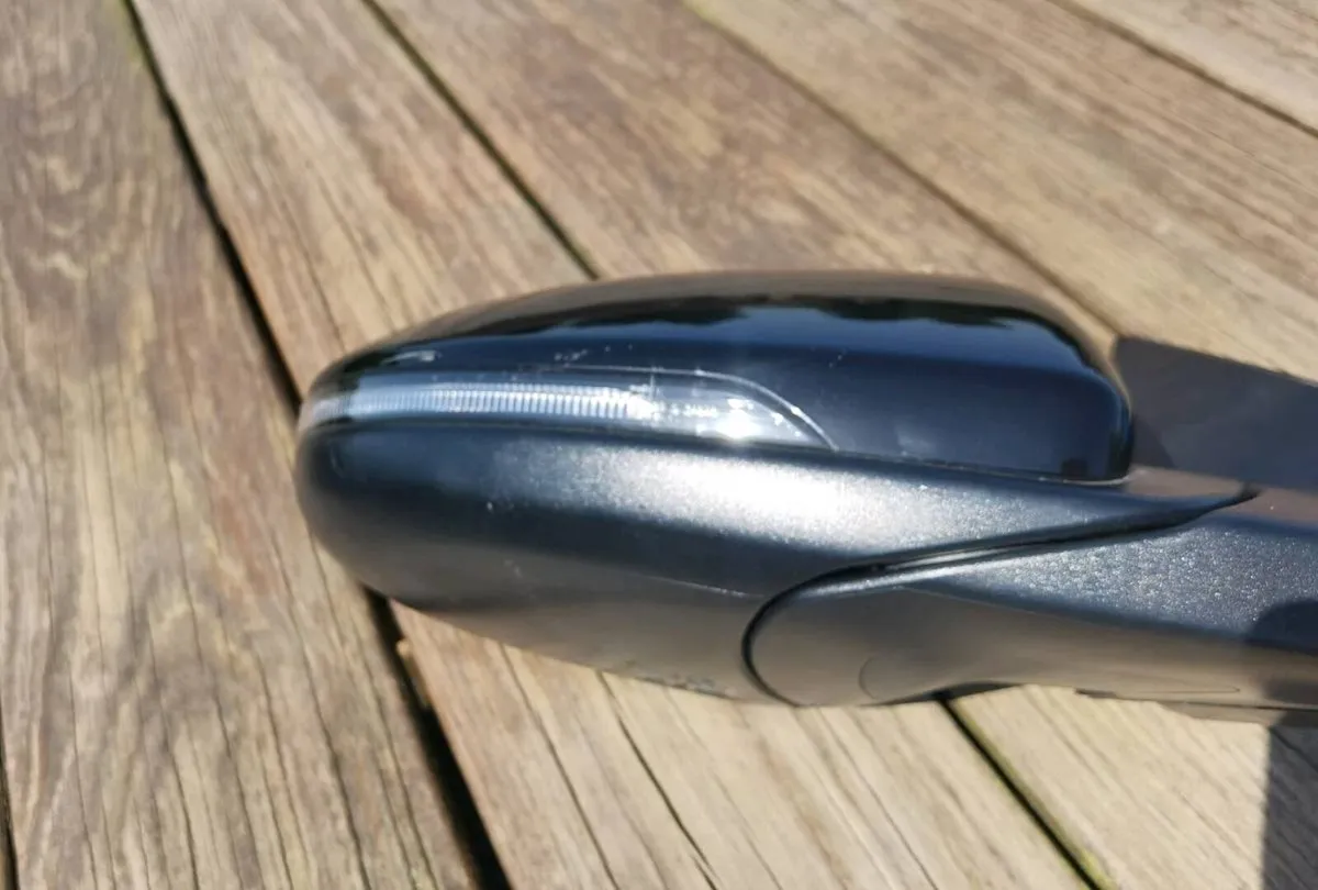 Kia Ceed GTLine door mirror - Image 1
