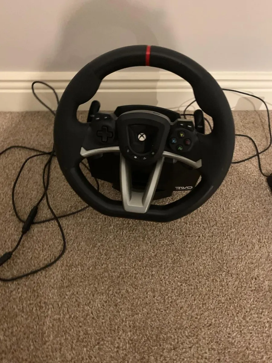 X box steering wheel and pedals - Image 3