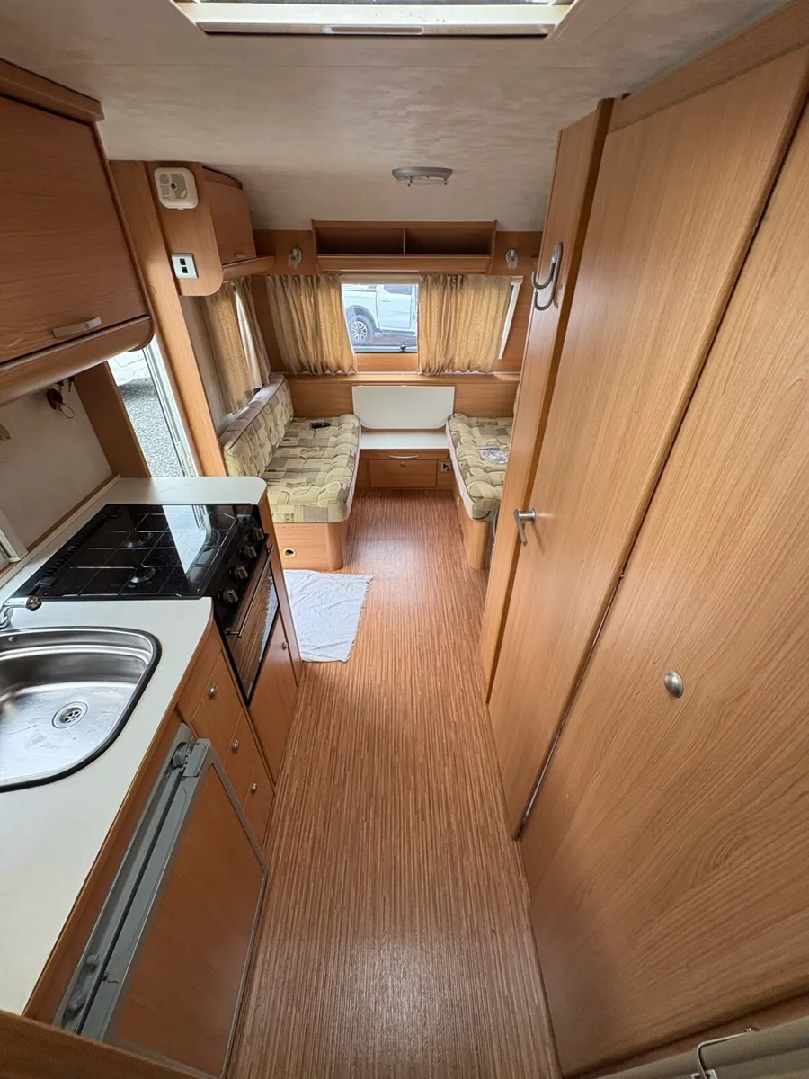 Adria 6 Berth Fixed Bunkbed Caravan For Sale - Image 4