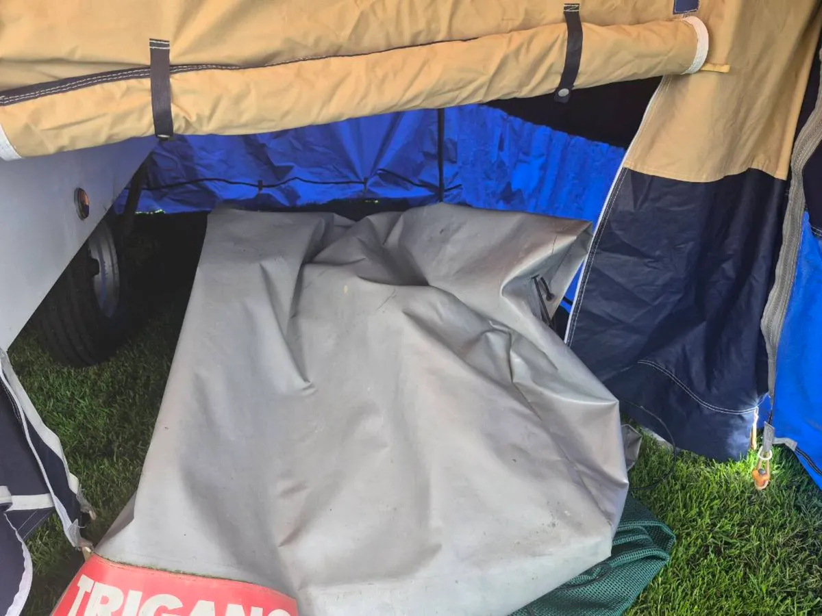 Trailer tent - Image 4
