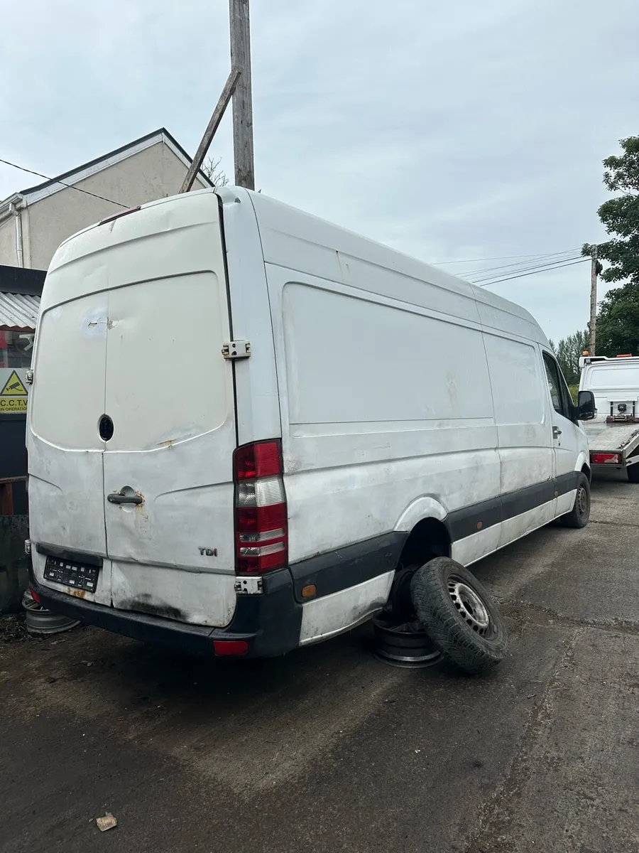 Sprinter for parts - Image 1