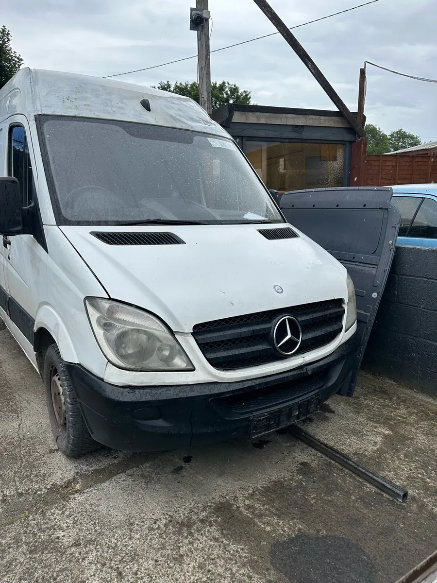 Sprinter for parts - Image 2