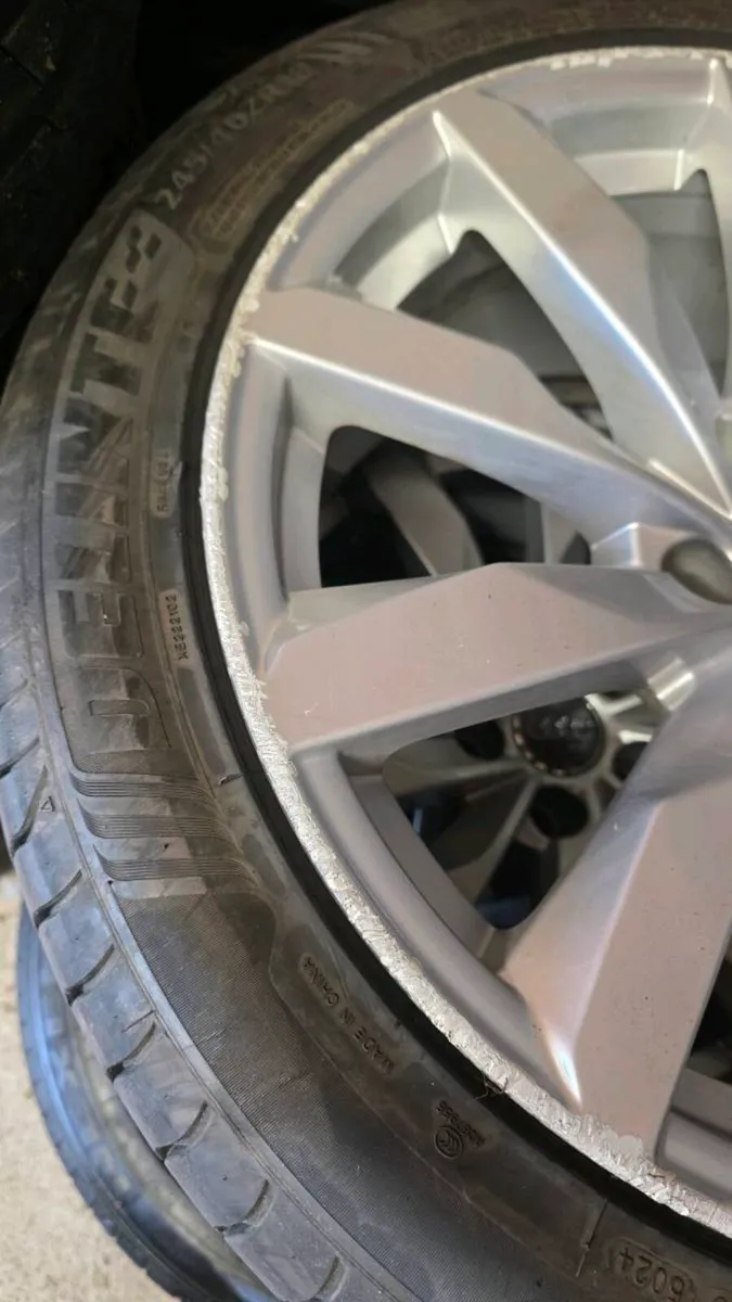 18" genuine audi alloys - Image 4