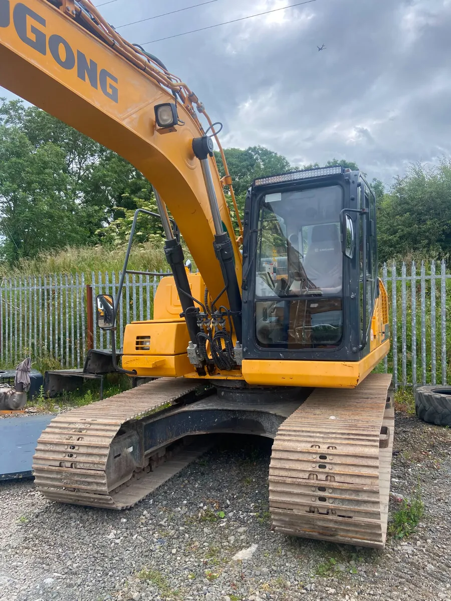 2021 LiuGong 915e Excavator - Image 3